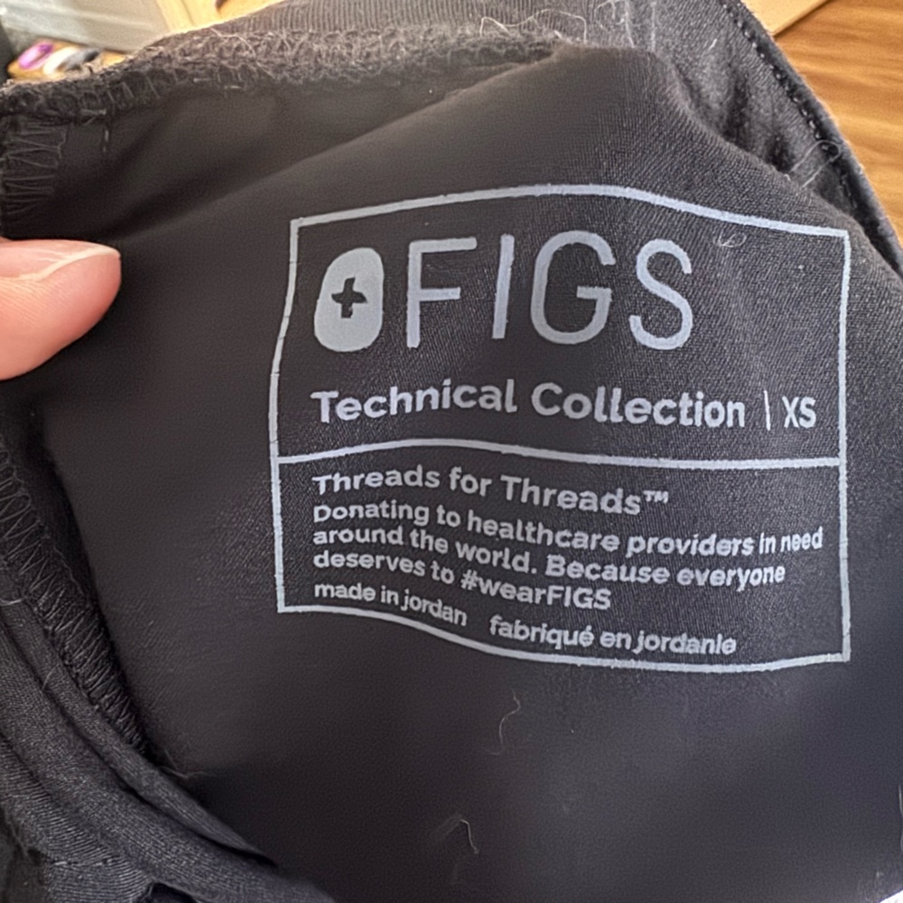 Figs Black Women's Joggers - Picture 6 of 7